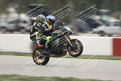 media/Nov-30-2025-TrackDaz (Sun) [[d8b22663df]]/Around the Pits/